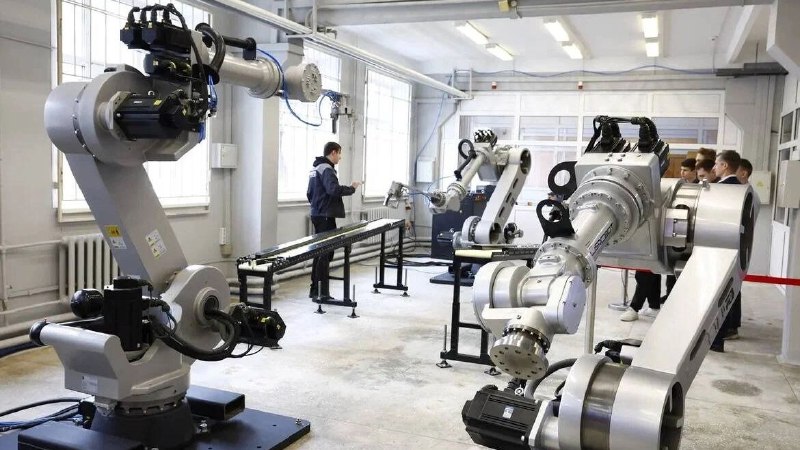Создан новый отечественный промышленный робот для автоматизации производства