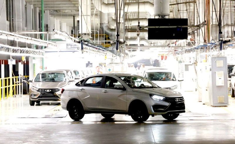 Рост производства легковых автомобилей в России за первые четыре месяца 2025 года