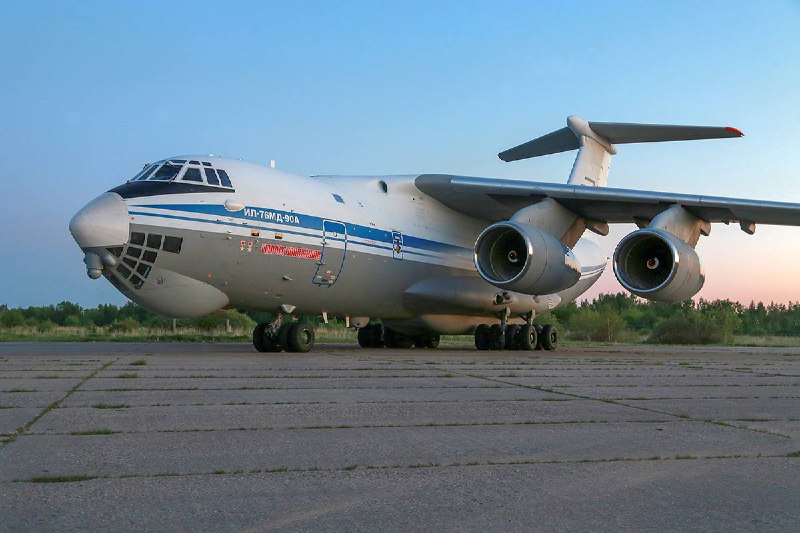 История и современность Ил-76: символ преемственности в военно-транспортной авиации России История и современность Ил-76: символ преемственности в военно-транспортной авиации России