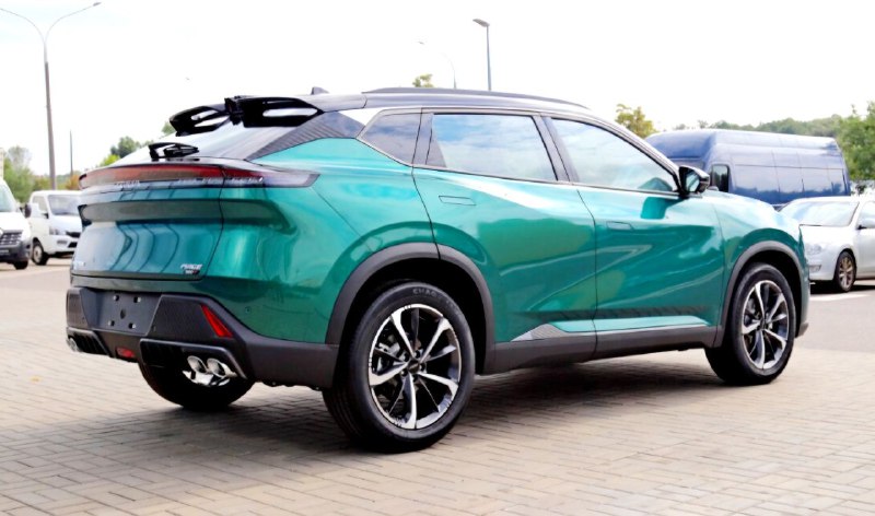 Новый китайский кроссовер Dongfeng Mage для российского рынка: характеристики и особенности