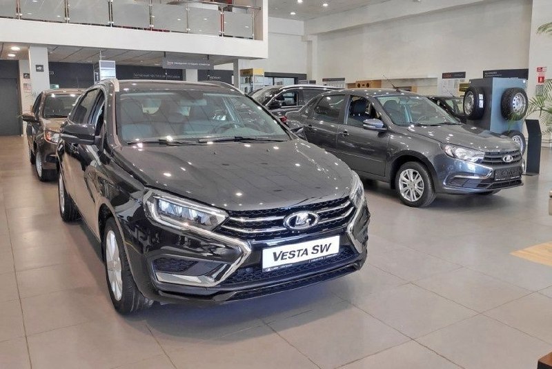 АвтоВАЗ рассматривает возможность повышения цен на LADA из-за снижения продаж и росте издержек АвтоВАЗ рассматривает возможность повышения цен на LADA из-за снижения продаж и росте издержек