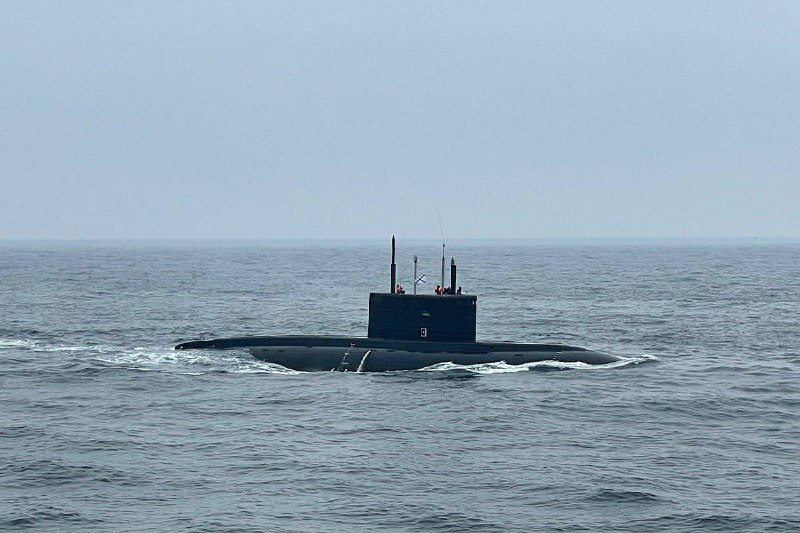 Российская подводная лодка успешно провела глубоководное погружение в Японском море
