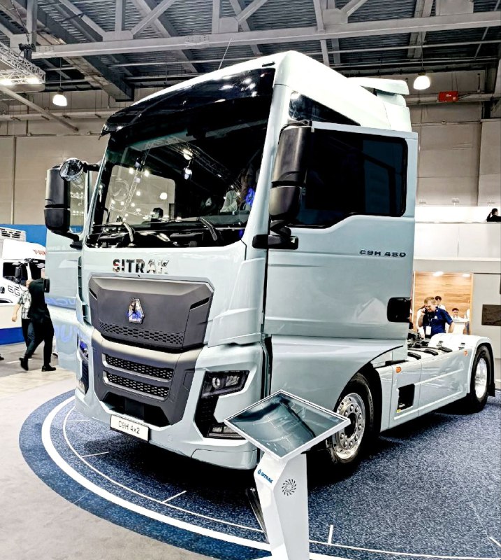 На российском рынке появился новый китайский тягач Sitrak C9H, конкурирующий с КАМАЗом На российском рынке появился новый китайский тягач Sitrak C9H, конкурирующий с КАМАЗом
