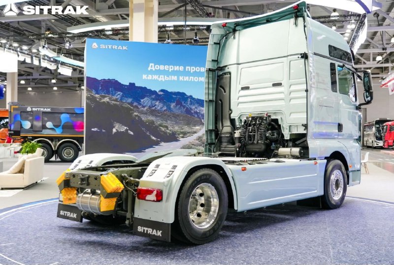 На российском рынке появился новый китайский тягач Sitrak C9H, конкурирующий с КАМАЗом На российском рынке появился новый китайский тягач Sitrak C9H, конкурирующий с КАМАЗом