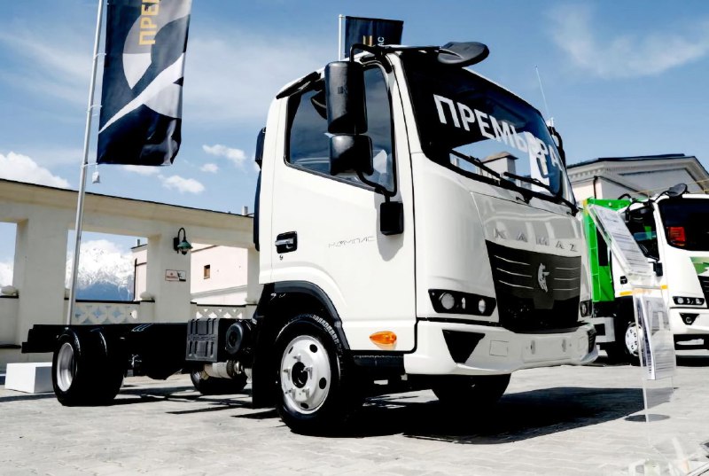 КАМАЗ анонсировал выпуск compacto грузовика «Компас-3» для конкуренции с ГАЗелью КАМАЗ анонсировал выпуск compacto грузовика «Компас-3» для конкуренции с ГАЗелью