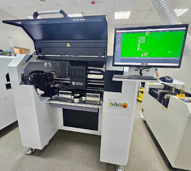 Серийное производство станков для SMD монтажа стартовало