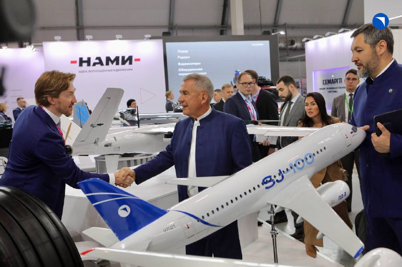Экспозиция на Международной выставке Иннопром-2025