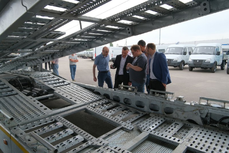 Запуск нового полуприцепа-автовоза на заводе Смартэко Запуск нового полуприцепа-автовоза на заводе Смартэко