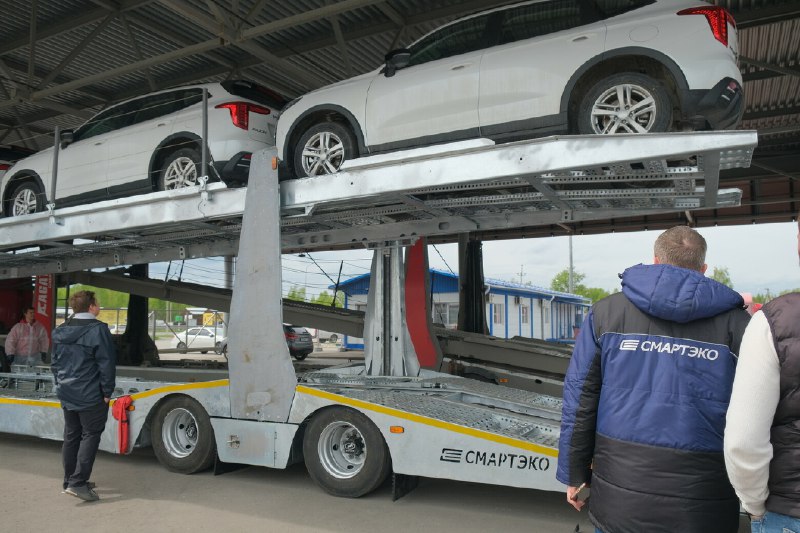 Запуск нового полуприцепа-автовоза на заводе Смартэко Запуск нового полуприцепа-автовоза на заводе Смартэко