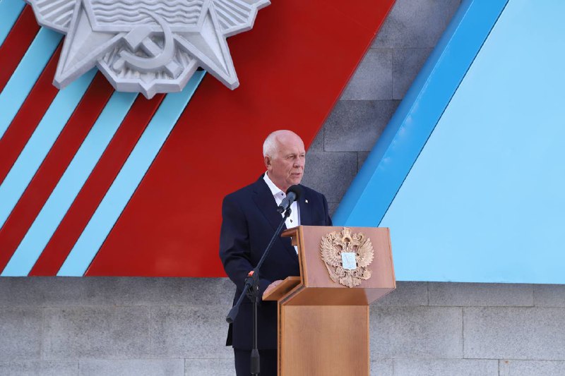 Новосибирский авиационный завод награждён орденом Александра Невского