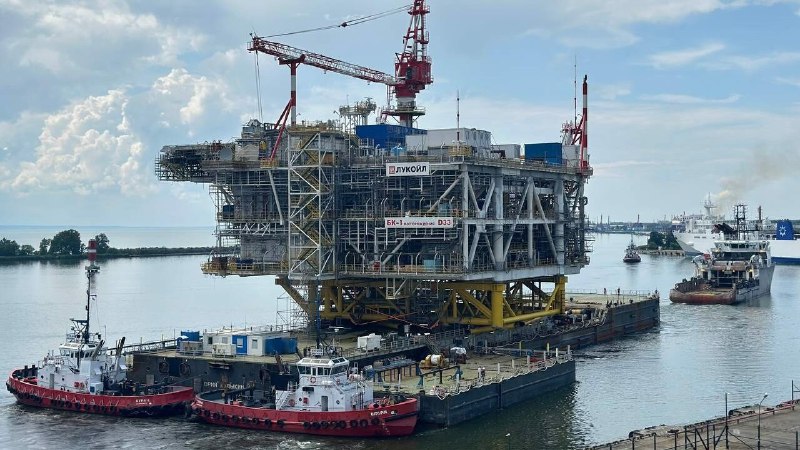 Завершение строительства верхнего строения морской платформы D33 Завершение строительства верхнего строения морской платформы D33