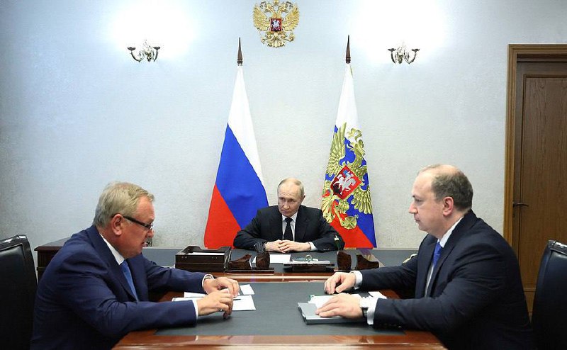 Встреча Владимира Путина с руководством ОСК и ВТБ Встреча Владимира Путина с руководством ОСК и ВТБ