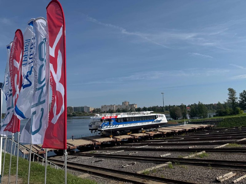 Спущен на воду шестой катамаран «Форт Шанец»