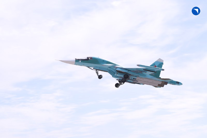 Новые истребители-бомбардировщики Су-34 поступили в Минобороны России