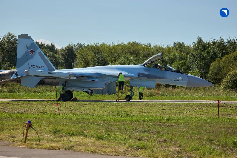 Передача новой партии Су-35С ВКС России