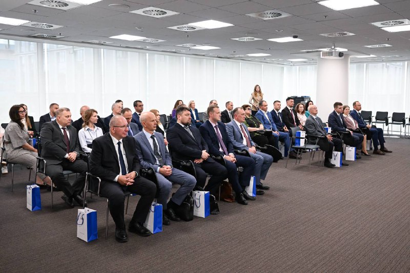Награждение сотрудников Объединённой авиастроительной корпорации