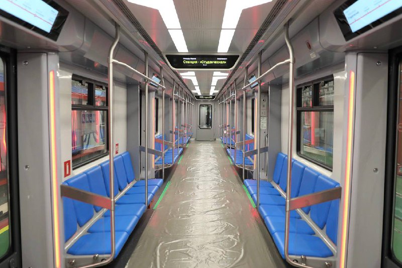Поставка первого поезда метро для Новосибирска