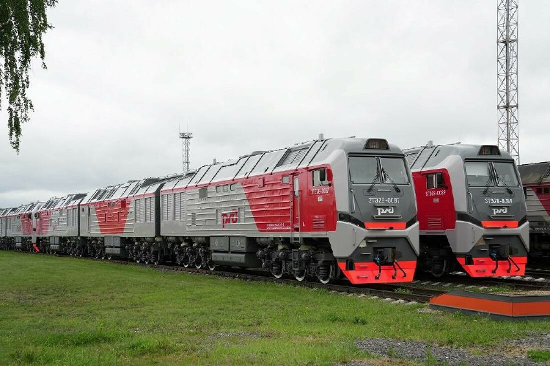Новые отечественные локомотивы: тепловоз 3ТЭ28 от БМЗ