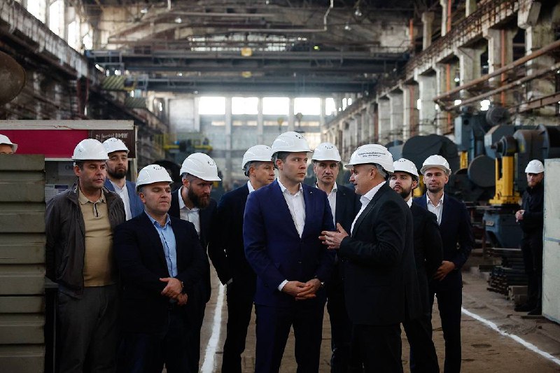 Визит министра промышленности и торговли к предприятию «Лугамаш»
