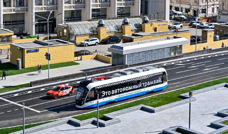 Первая трамвайная линия в Москве без контактной сети