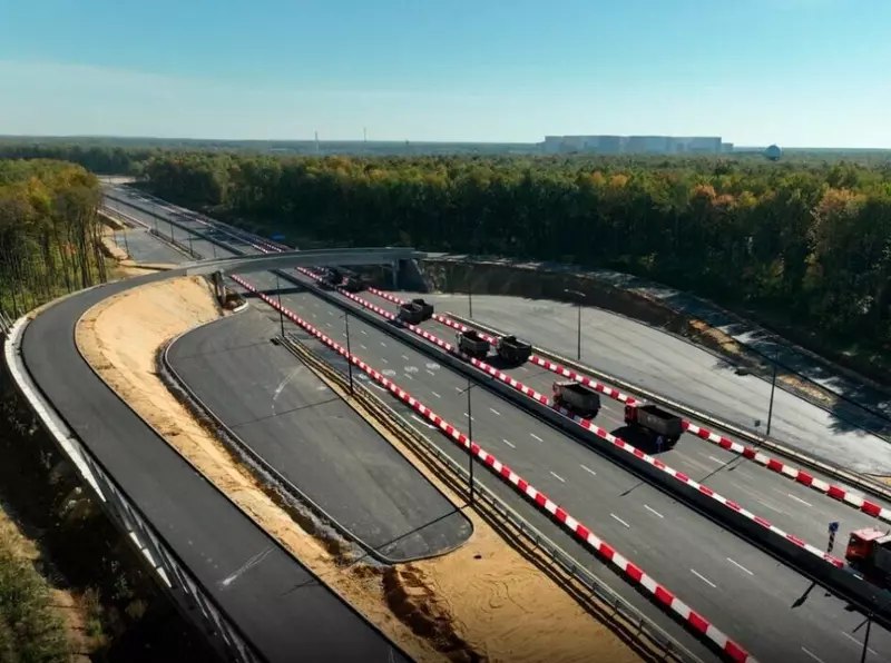 Открытие нового участка Южно-Лыткаринской автодороги в Подмосковье