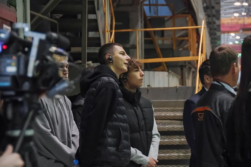 Посещение Новосибирскими школьниками завода по производству танков