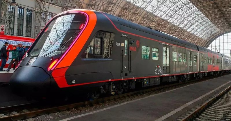 Запуск электропоезда «Иволга 4.0» на Киевском вокзале
