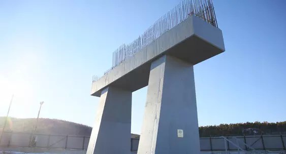 Первая опора Ленского моста построена в Якутии
