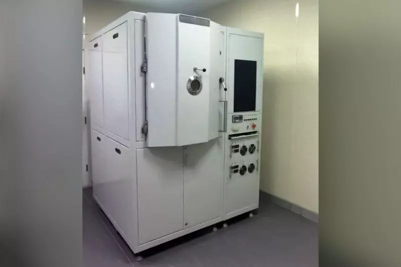 ЛОМО обновляет производство с новыми установками для оптики ЛОМО обновляет производство с новыми установками для оптики