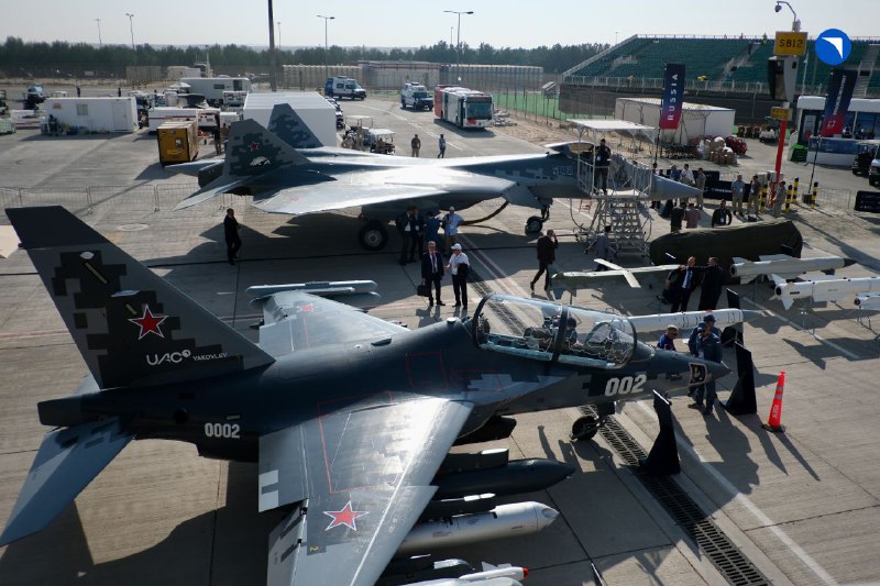 Начало работы выставки Dubai Airshow 2025 Начало работы выставки Dubai Airshow 2025