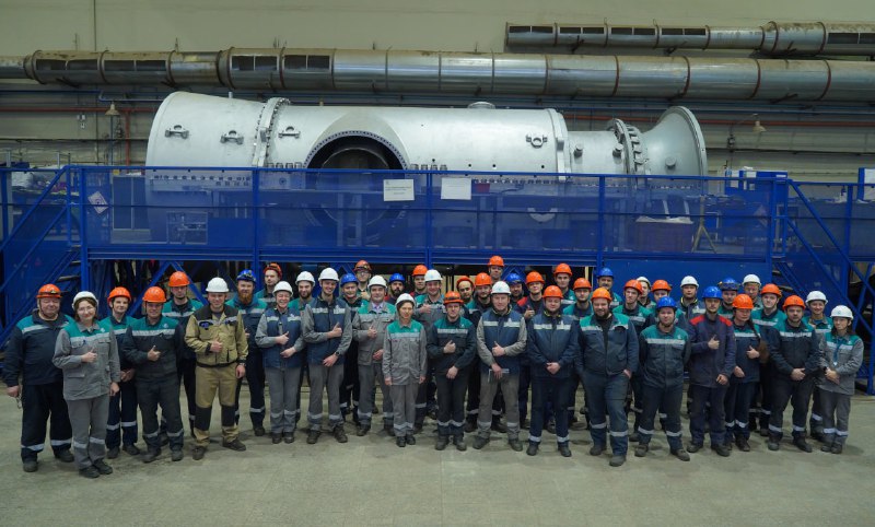 Первая газовая турбина ГТЭ-170 для ТЭЦ успешно испытана на ЛМЗ