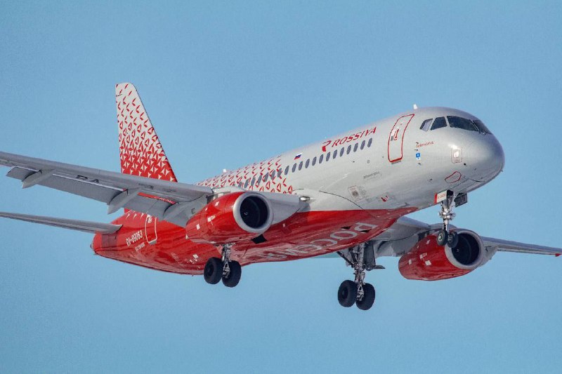 Перевозка пассажиров на «Суперджетах» в 2025 году Перевозка пассажиров на «Суперджетах» в 2025 году