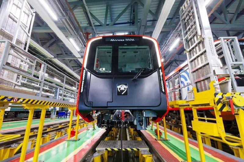 В Московском метрополитене запустили новый поезд "Москва-2026"