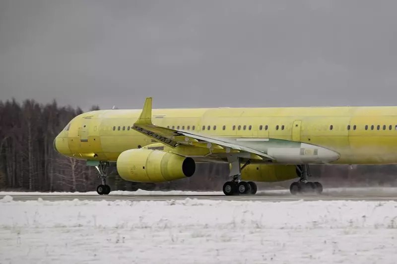Первые испытания самолета Ту-214 на российских двигателях