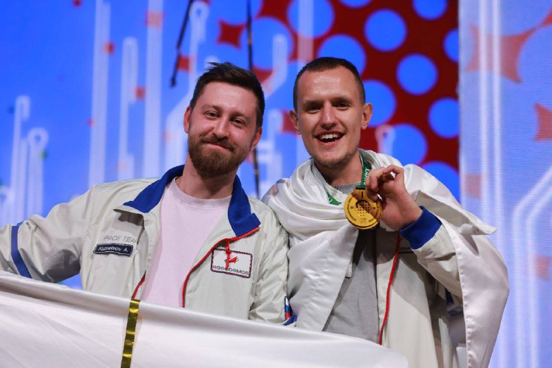 Сотрудники АО «РЕШЕТНЁВ» завоевали награды на чемпионате Хайтек-2025