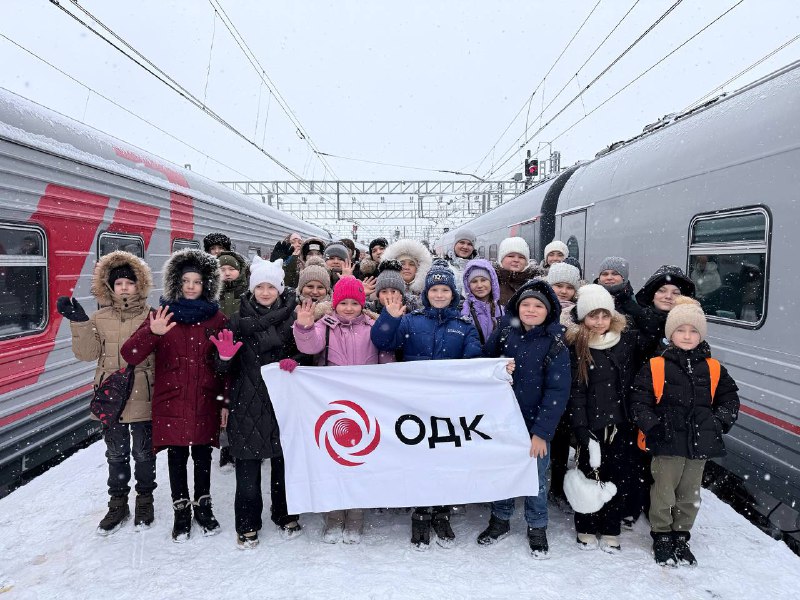 Новогодняя сказка для детей из новых регионов России в Санкт-Петербурге