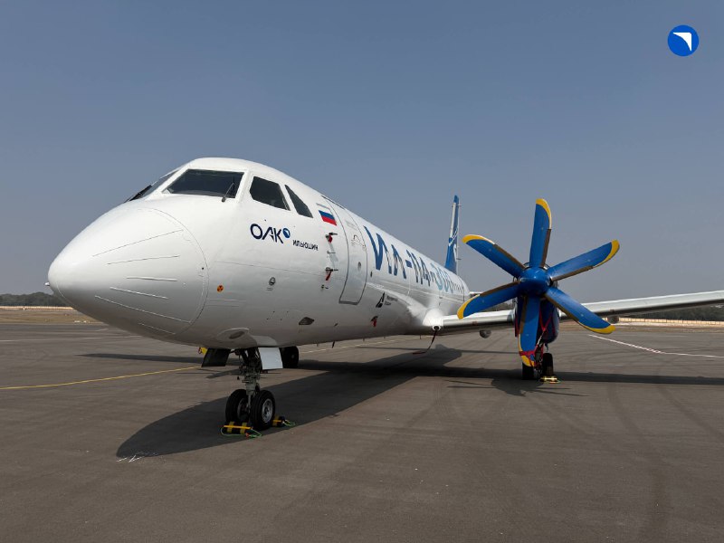 Российские самолеты Ил-114-300 и Суперджет на Wings India