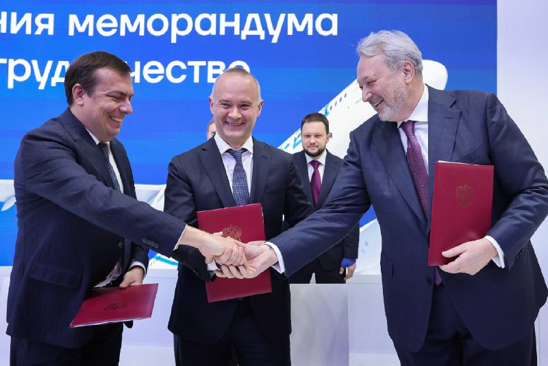 Соглашение о поставке 100 самолётов Ту-214 между ОАК, S7 Group и ГТЛК