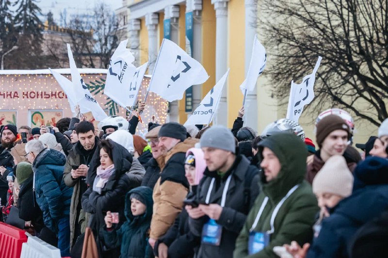 Автогонщики на «Льду особого назначения»