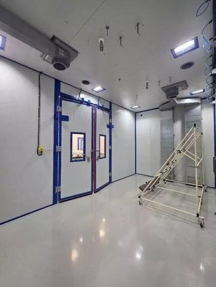 Новые технологии окраски для самолетов МС-21 и SJ-100