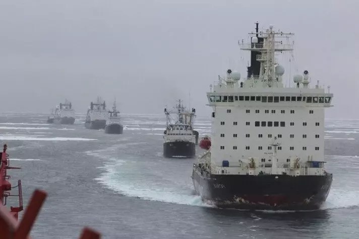 Объем перевозок по Северному морскому пути вырос на 13% за пять месяцев 2026 года Объем перевозок по Северному морскому пути вырос на 13% за пять месяцев 2026 года