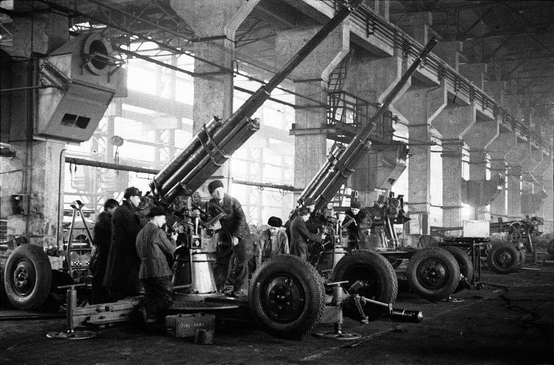 Завод имени Калинина: от артиллерийского арсенала до защиты Москвы