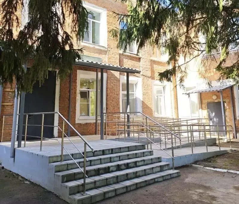 В Новогуровском открыли поликлинику после капитального ремонта