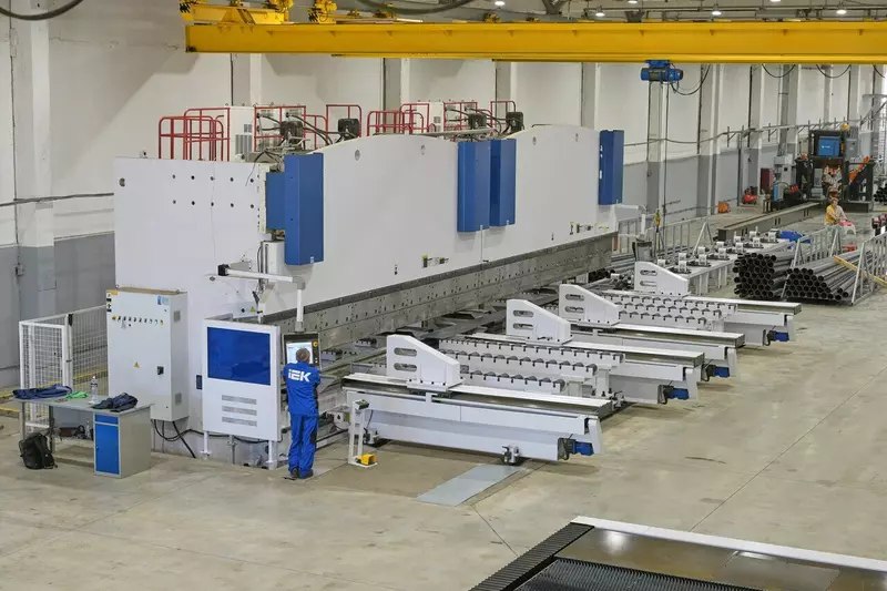 IEK Group запустила завод металлических опор в Малоярославце