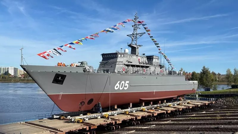 В Санкт-Петербурге спустили на воду тральщик «Семен Агафонов» проекта 12700
