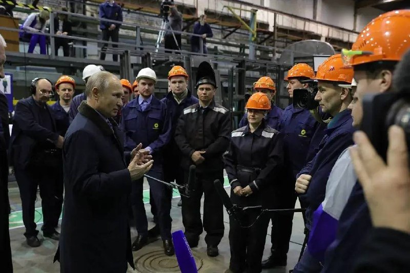 Владимиру Путину исполнилось 74 года: поздравление от ТМХ
