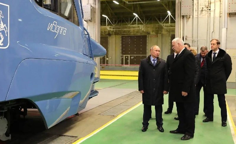 Владимиру Путину исполнилось 74 года: поздравление от ТМХ