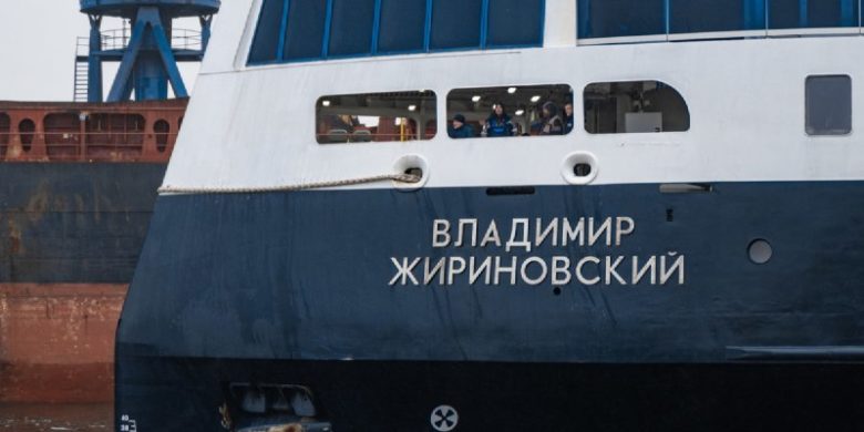 Новый лайнер «Владимир Жириновский» готовят к первым круизам