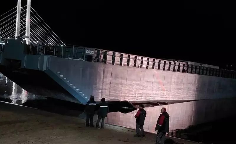 Череповецкий судостроительный завод спустил на воду вторую баржу проекта RBD 4608 Череповецкий судостроительный завод спустил на воду вторую баржу проекта RBD 4608