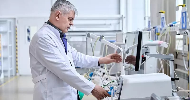 В России впервые наладили серийный выпуск неонатальных ИВЛ с функцией искусственного кашля В России впервые наладили серийный выпуск неонатальных ИВЛ с функцией искусственного кашля
